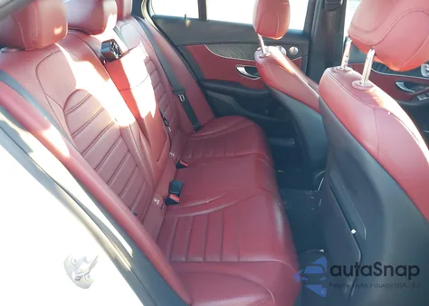 2016 Mercedes-Benz C 300 Sport 4Matic z USA, uszkodzony, nr VIN 55SWF4KB3GU171382